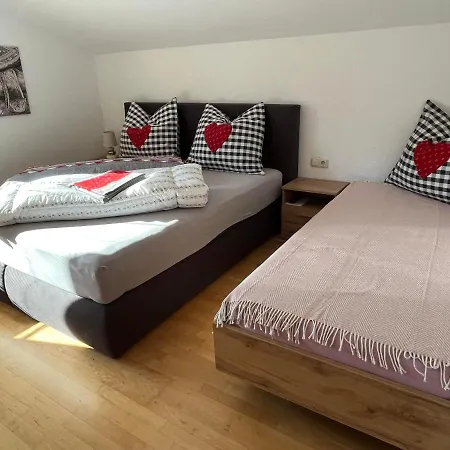 Haus Lintner Apartament *